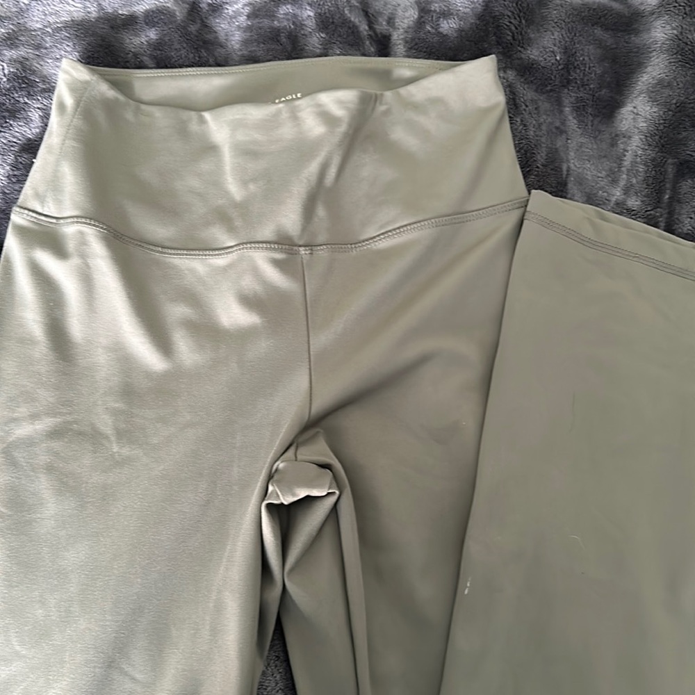 American Eagle Flare Leggings